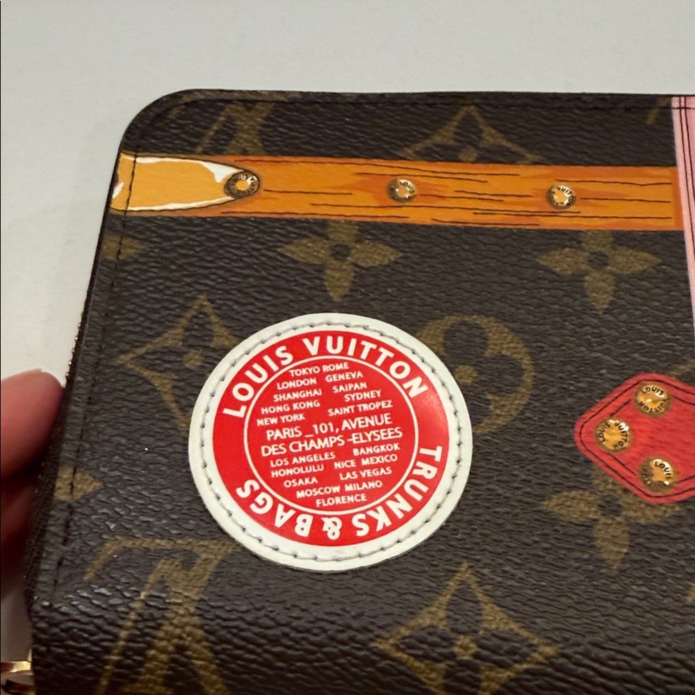 Louis Vuitton Women's Summer Trunks Pink Wallet - Picture 9 of 14
